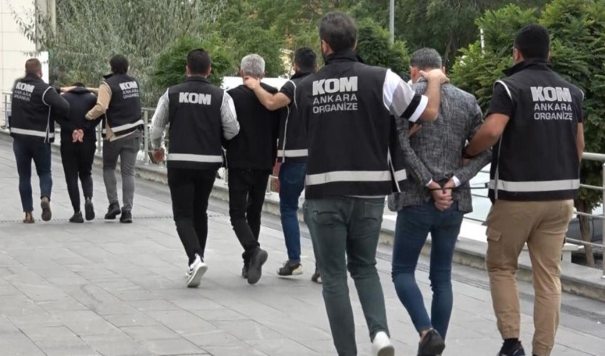 Il ministro Yerlikaya ha annunciato: 9 poliziotti sospesi in relazione al fascicolo sull'operazione 'Ayhan Bora Kaplan'