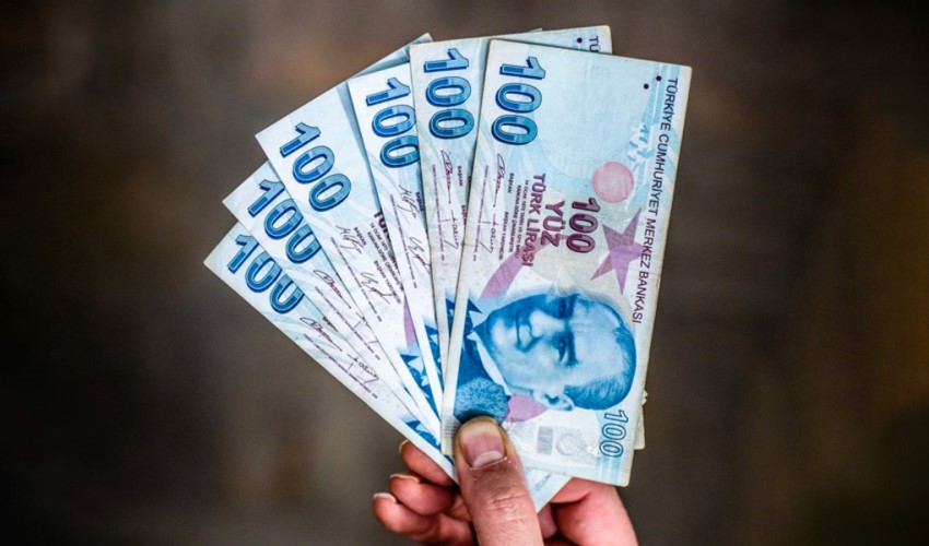Riguarda milioni di persone: previsioni sorprendenti su pensioni e salario minimo!