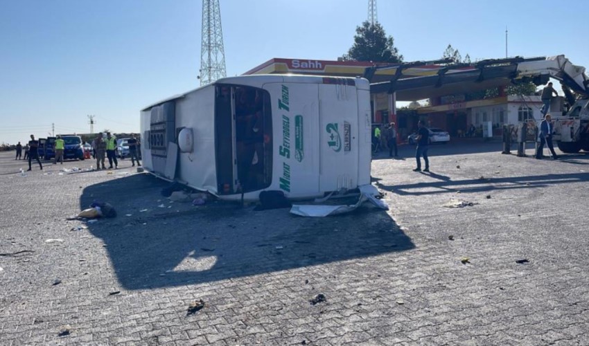 Şanlıurfa’nın Viranşehir ilçesinde otobüs devrildi: Ölü ve yaralılar var