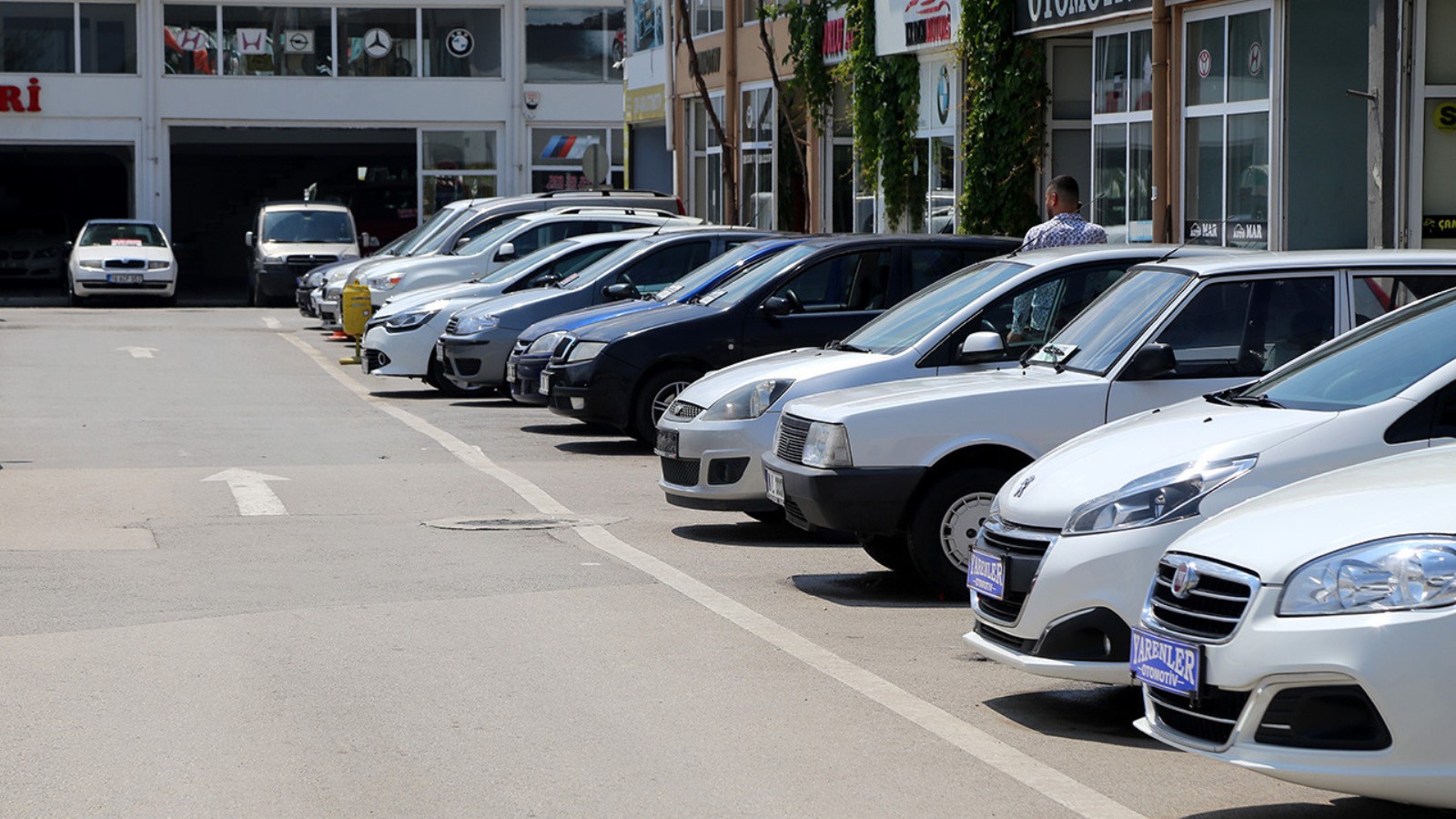 Il calo dei prezzi rende vantaggioso l'acquisto di auto usate