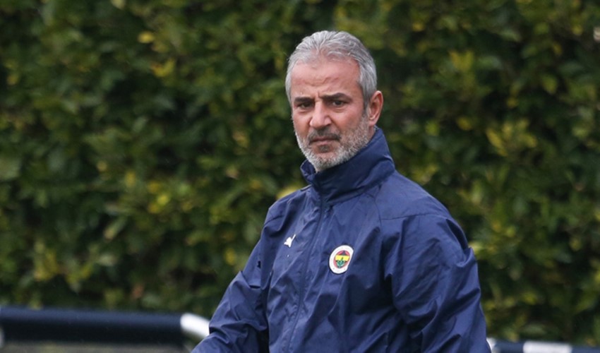 Fenerbahçe Teknik Direktörü İsmail Kartal vites yükseltti: Hedef 4 kupa! Fenerbahçe Teknik Direktörü İsmail Kartal vites yükseltti: Hedef 4 kupa!