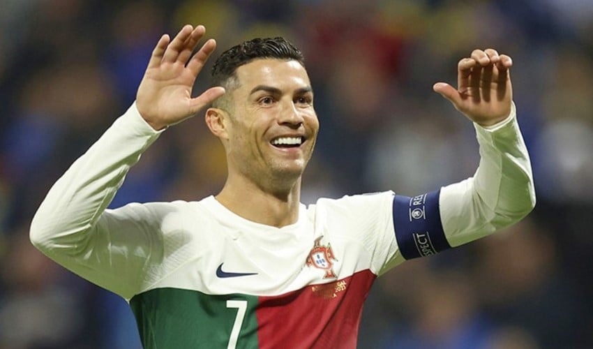 38 yaşında ama rekorlara doymuyor: Ronaldo bir imkansızı daha başardı