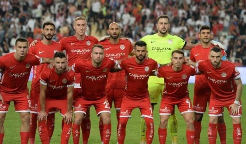Antalyaspor'un İsrailli oyuncuları maça çıkmıyor!