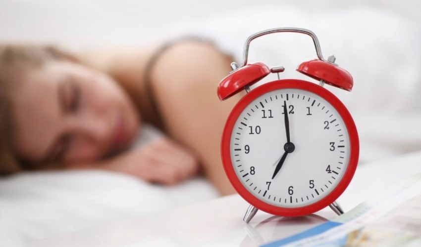 Araştırma: Sabahları alarmı erteleyenler akıllıca bir seçim yapıyor