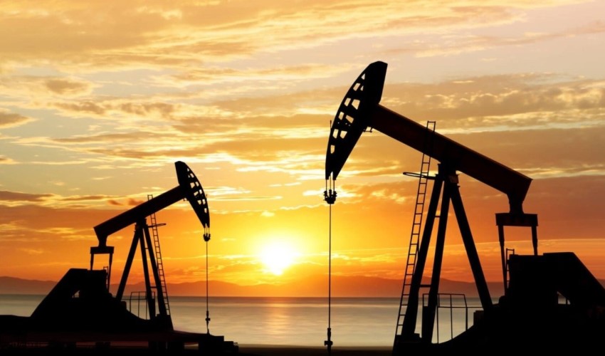 Il petrolio inizia la settimana in calo