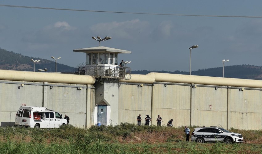 İsrail hapishanesinde tutuklu bulunan Filistinli hayatını kaybetti