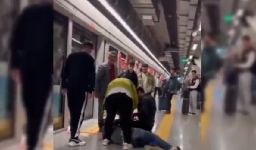 Metroda Atatürk posterli Türk bayraklarına saldırı