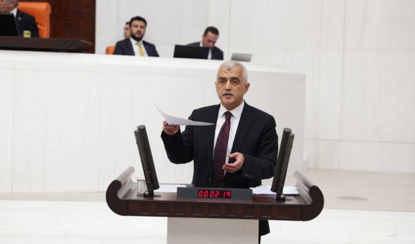 Meclis'te ifşa etti! HEDEP'li Gergerlioğlu çift maaş alan AKP'lileri açıkladı