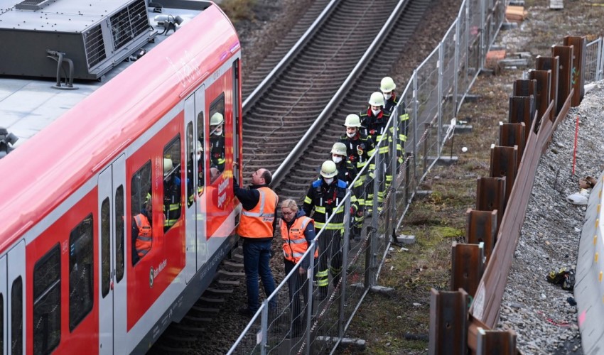 Frankfurt'ta bir tren istasyonunda el bombası bulundu