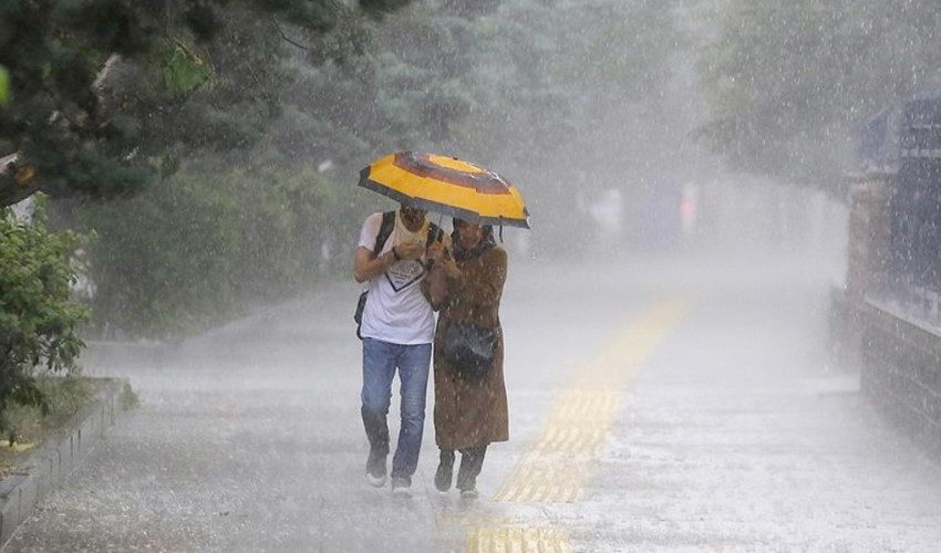 Arrivano rovesci temporaleschi! Allerta della Meteorologia per 10 province