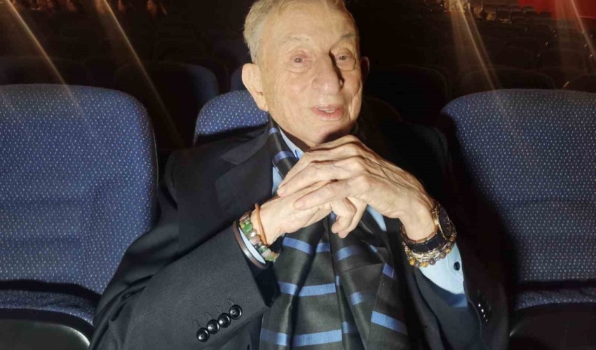96 yaşındaki Haldun Dormen tarihe geçti