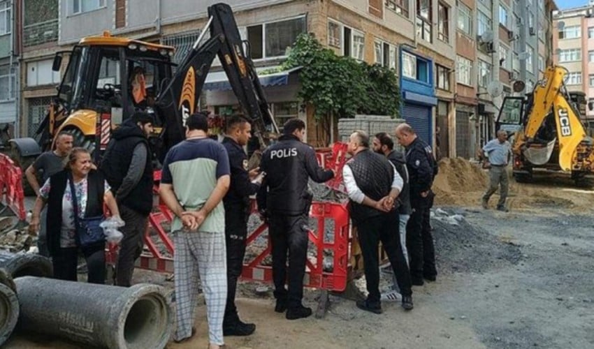 Bakırköy'de kırılan beton parçası üstüne düşen işçi yaşamını yitirdi