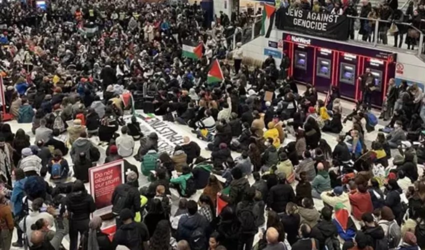 Sit-in per il cessate il fuoco a Londra