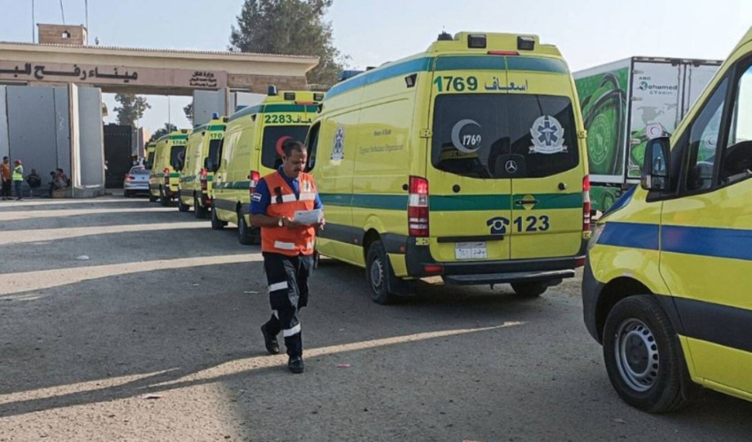 Tahliyeler başladı: Refah Sınır Kapısı yaralılar ve yabancılar için açıldı