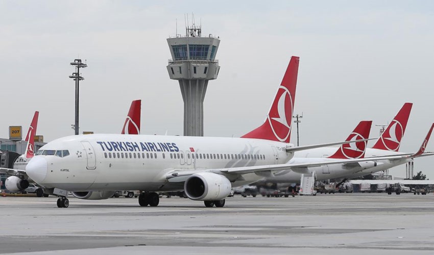 Türk Hava Yolları'nın sistemi çöktü 19.00-22.00 saatleri arasında İstanbul çıkışlı tüm seferler iptal