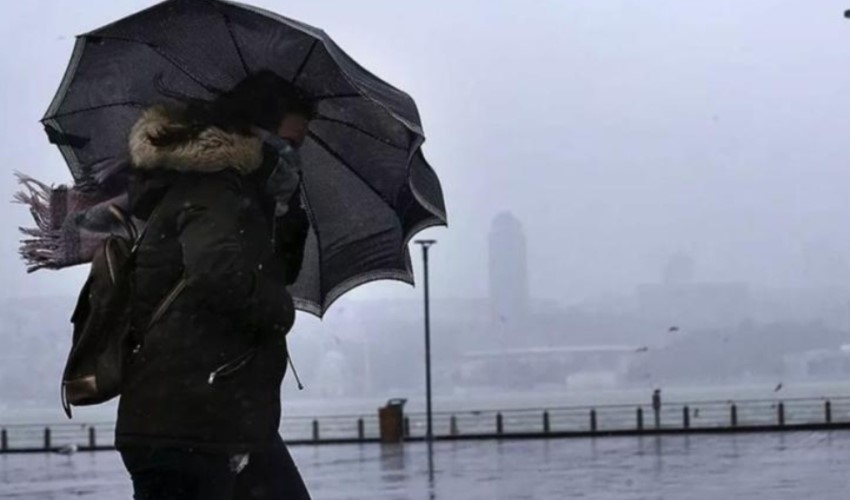 La Prefettura avverte indicando gli orari: arriva un nuovo nubifragio su Istanbul!