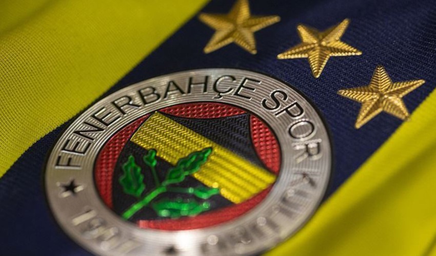 Fenerbahçe stoperde rotayı İngiltere'ye kırdı
