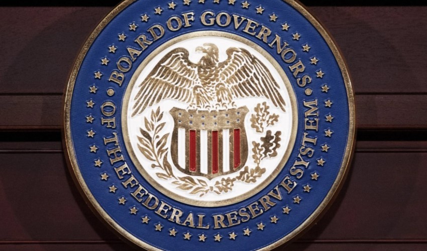 I funzionari della Fed discuteranno dei rischi globali prima del rapporto sulle vendite al dettaglio