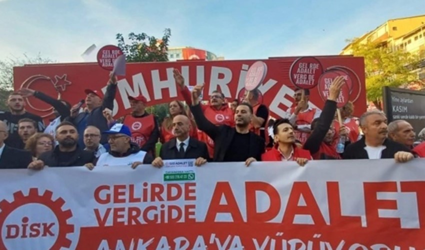 La DİSK prosegue la marcia verso Ankara con l'appello 'Giustizia nel reddito, giustizia nelle tasse'