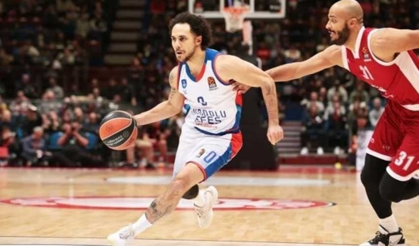 Anadolu Efes, Milano'da yıkıldı