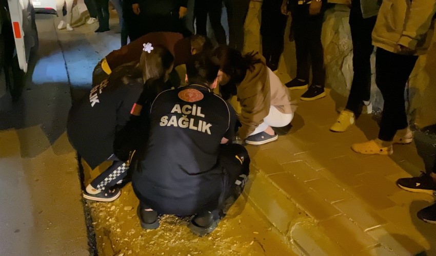 Investe una donna che cammina per strada e scappa
