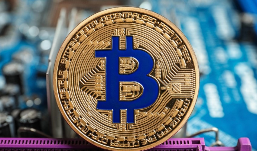 Bitcoin di nuovo ai massimi da 17 mesi