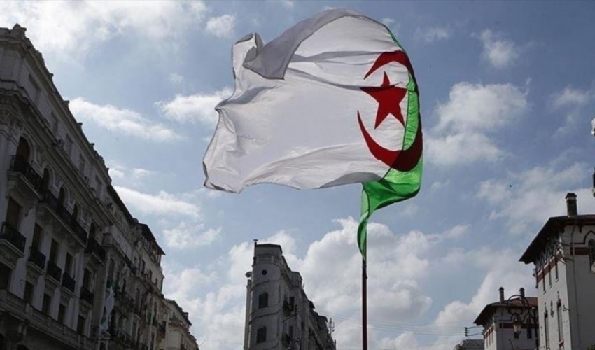 Cezayir'in, İspanya ile 19 aydır yaşadığı diplomatik krizi sonlandırmaya hazırlandığı iddia edildi