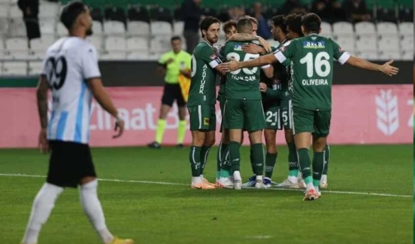 Konyaspor evinde 3 golle turladı