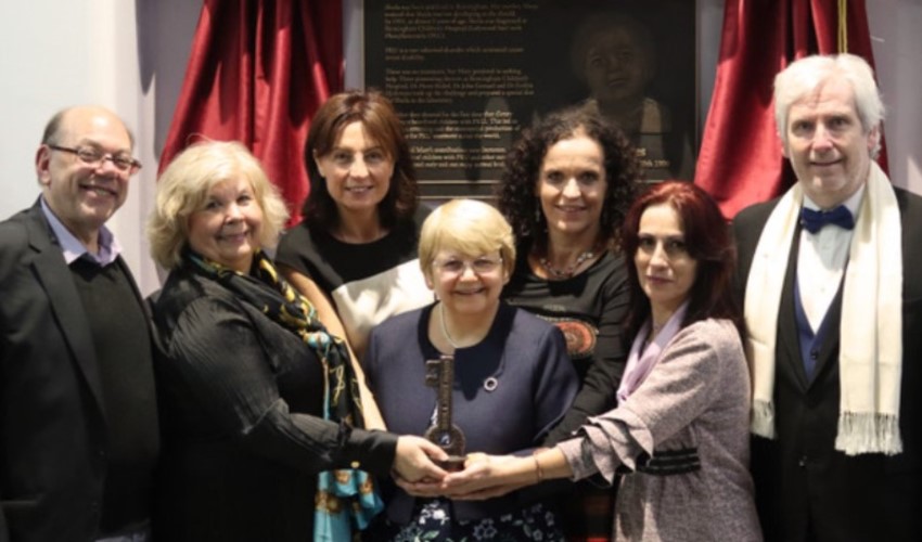 Sheila Jones İnsani Ödülü, PKU Aile Derneği'ne verildi