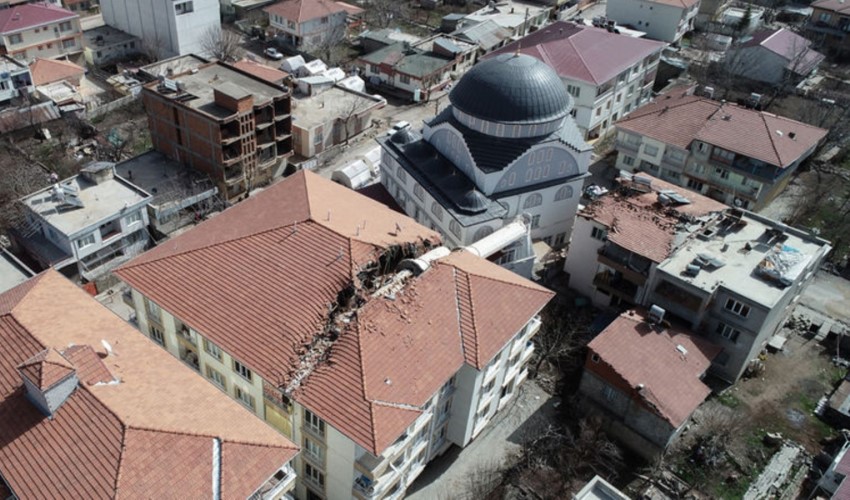 Il Diyanet entra in azione a Istanbul: i minareti delle moschee verranno accorciati