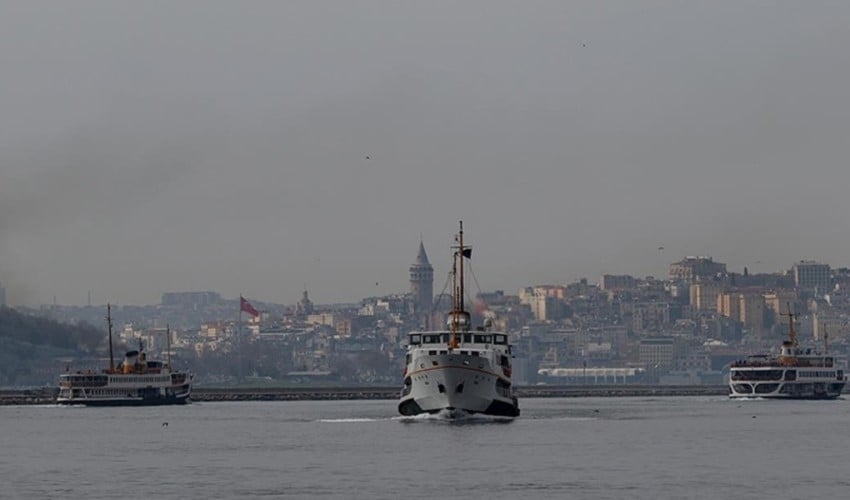 İstanbul ve Bursa'da vapur ve feribot seferleri iptal edildi