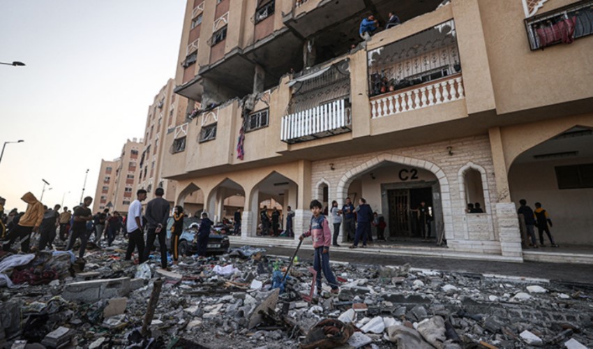 Hamas annuncia: Nessuno scambio di soldati prigionieri finché non cesseranno gli attacchi e non sarà revocato il blocco