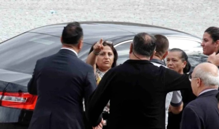 CHP Genel Başkanı Özgür Özel'e 'Kılıçdaroğlu' protestosu