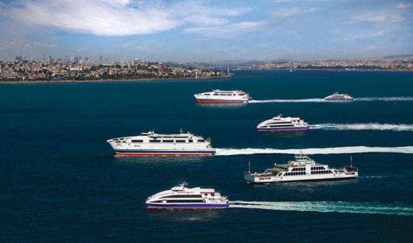 Bursa ve İstanbul'da bazı feribot seferleri iptal edildi