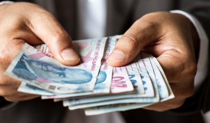 Il salario minimo ha perso 53 dollari in 10 mesi