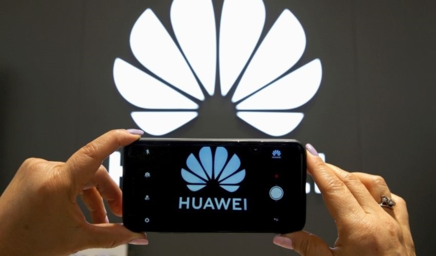 Huawei etkisini hissettiriyor; Çin'de iPhone taleplerinde düşüş