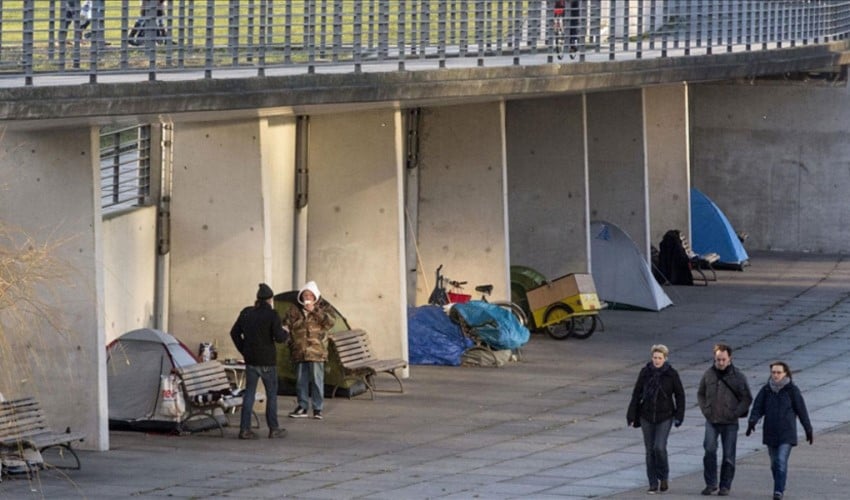 Almanya'da geçici konut sorunu yaşayanların sayısı açıklandı