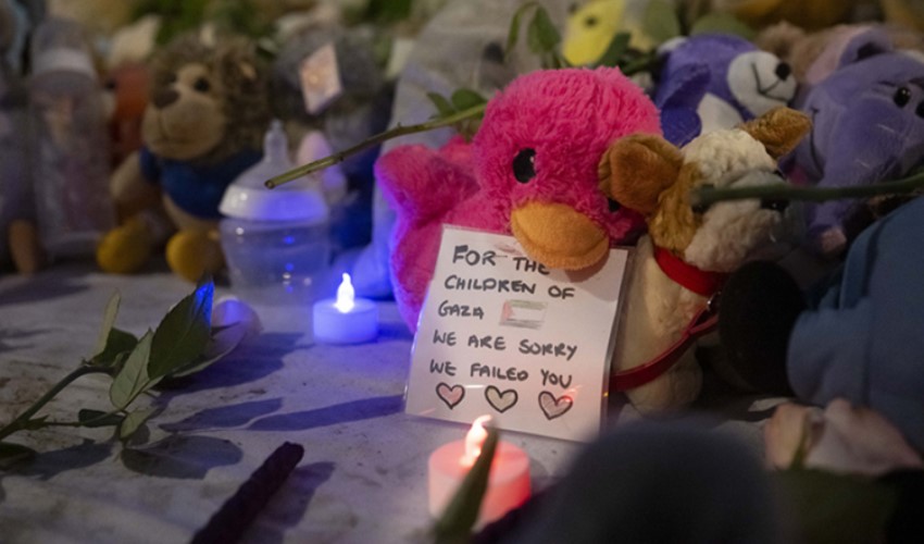 I bambini palestinesi uccisi commemorati a Londra