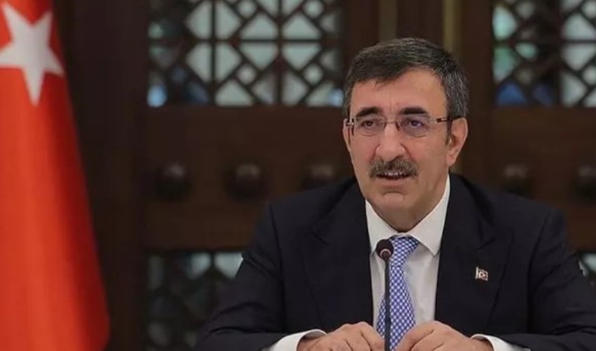 Nuove dichiarazioni del vicepresidente Cevdet Yılmaz sul salario minimo e sul limite del 25% agli affitti