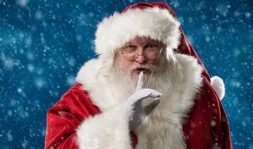 İsrail'i eleştiren 'Noel Baba' kovuldu