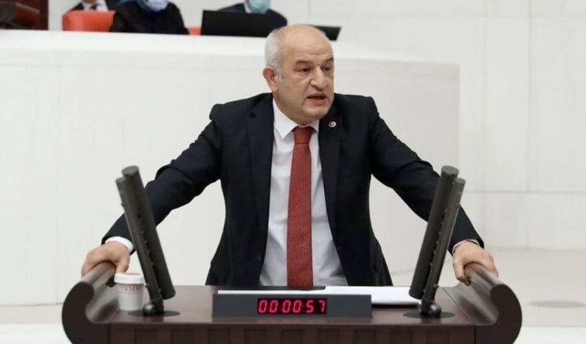 Meclis’te Saadet Grubu devam edecek: CHP’li Ali Fazıl Kasap Saadet Partisi’ne geçti