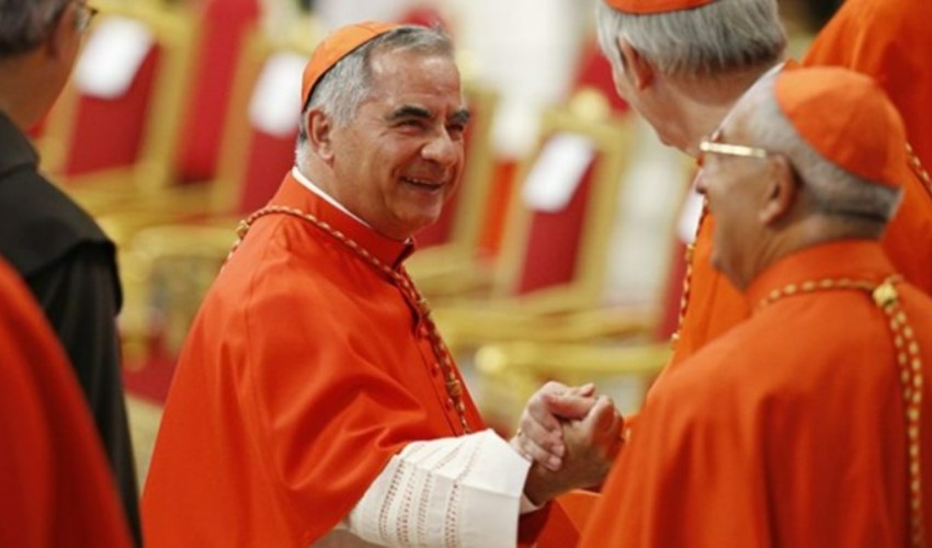 Vatikan'da yolsuzluk davası sonuçlandı