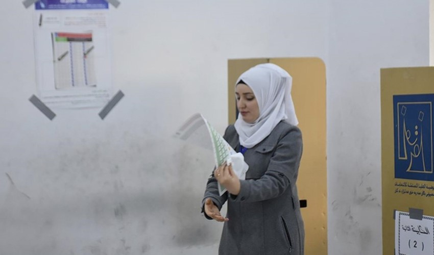 Gli iracheni alle urne per le elezioni locali dopo 10 anni
