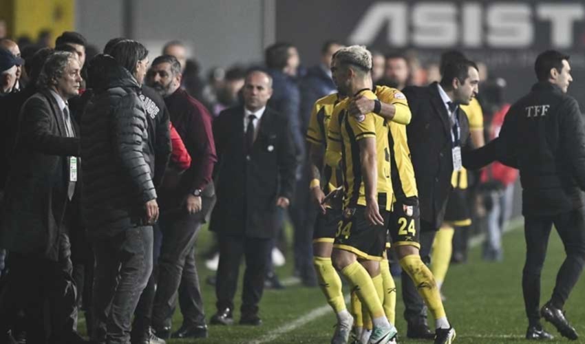 ULTIM'ORA | Il presidente dell'İstanbulspor ritira la squadra dal campo