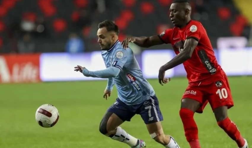 L'Adana Demirspor rimonta da 2-0 in due minuti!