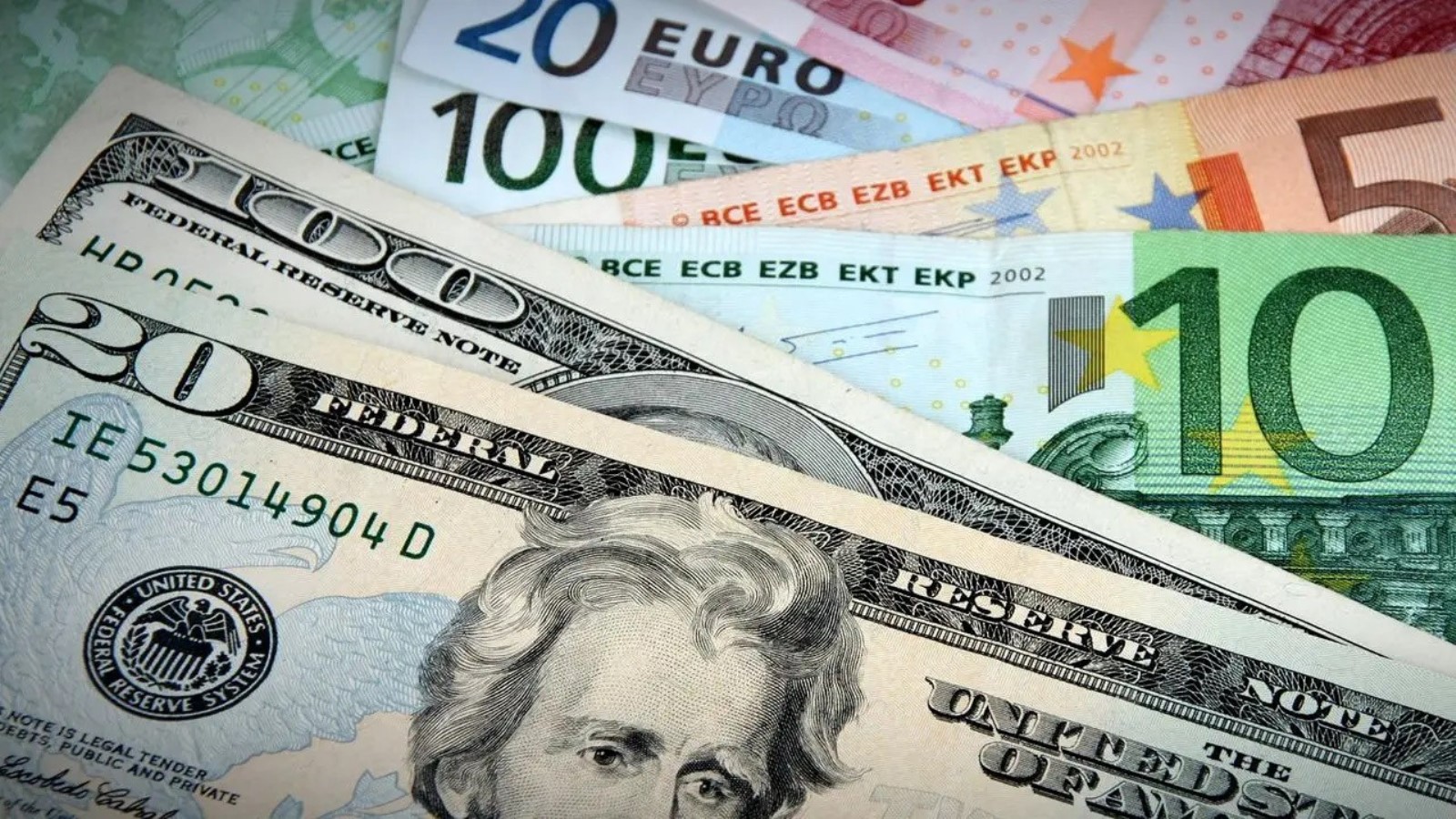 Il dollaro viene scambiato a quota 29,12