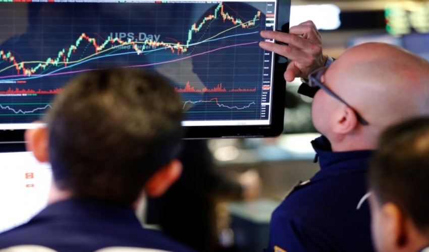 Si prevede che la Fed inizierà a tagliare i tassi di interesse entro maggio del prossimo anno al più tardi