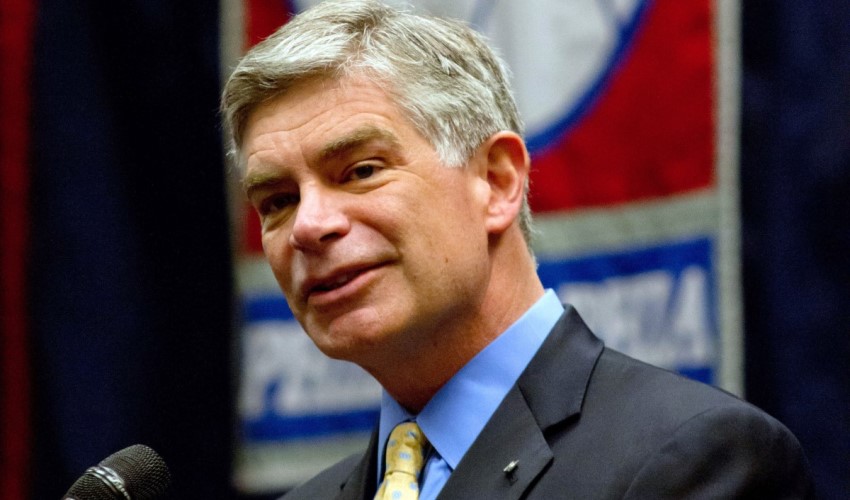 Il presidente della Fed di Philadelphia Patrick Harker: È importante iniziare a ridurre i tassi, ma non dobbiamo farlo troppo in fretta