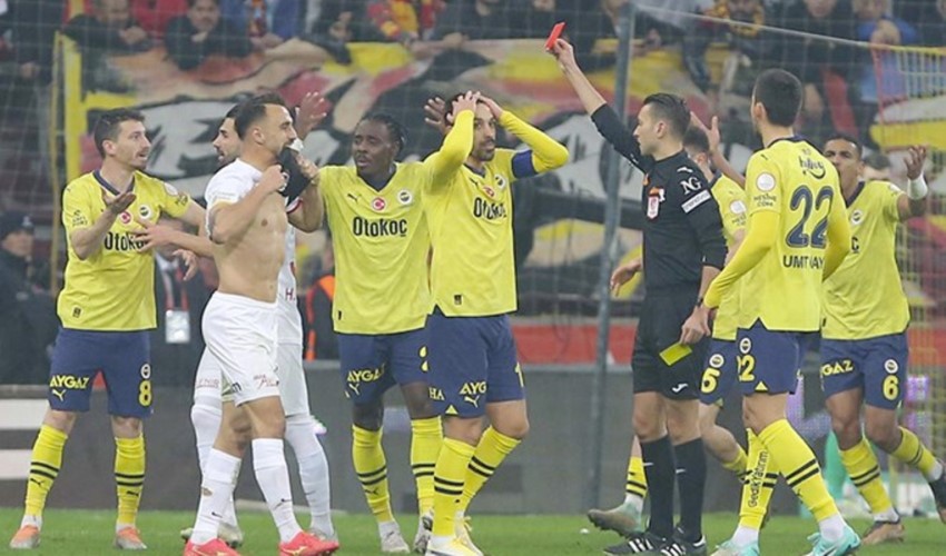 Fenerbahçe'de Mert Hakan Yandaş ve Fred'e gösterilen kırmızı kartlar doğru mu? Eski hakemler yorumladı