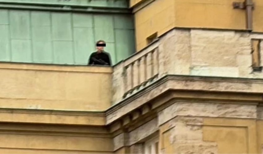 Prag'da üniversiteye silahlı saldırı